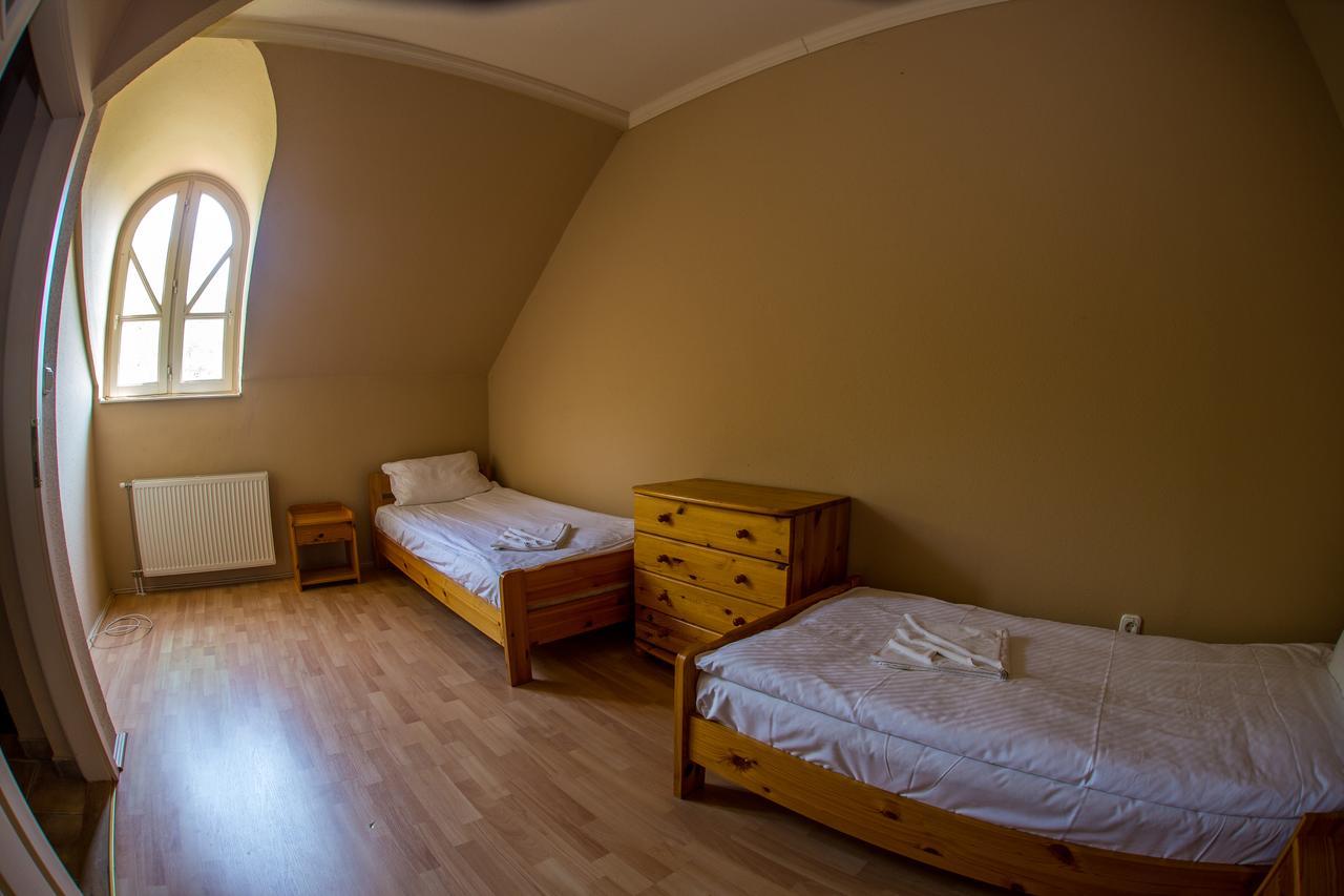 Aqua Line Apartmanház Hajduszoboszlo Exterior foto