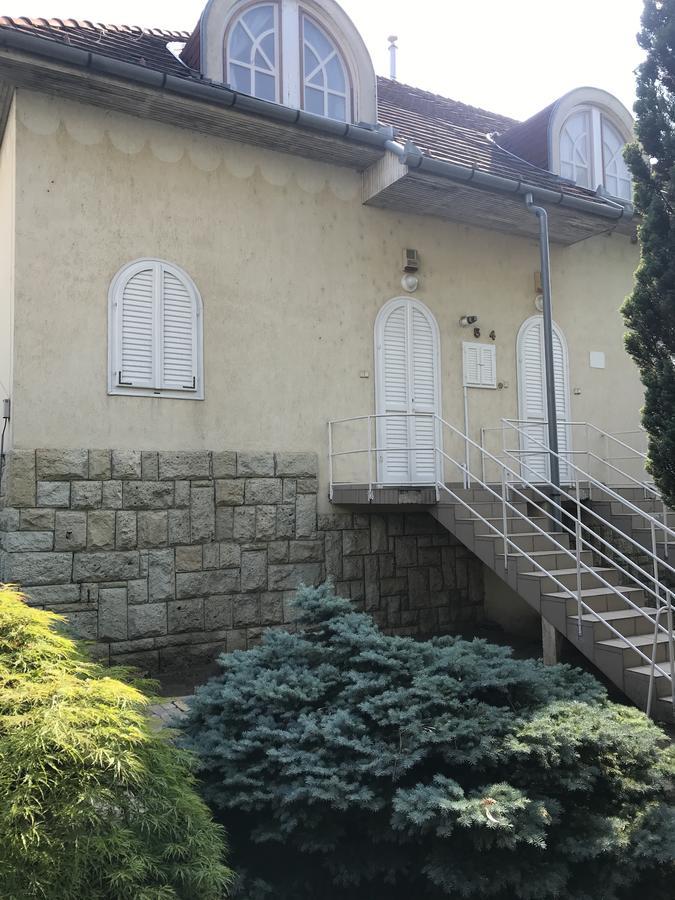 Aqua Line Apartmanház Hajduszoboszlo Exterior foto