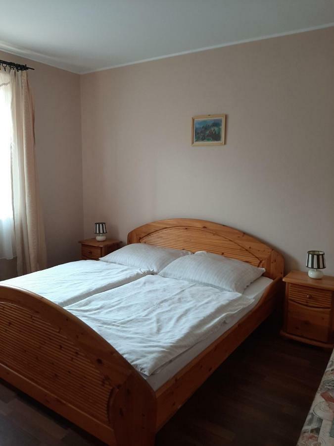 Aqua Line Apartmanház Hajduszoboszlo Exterior foto